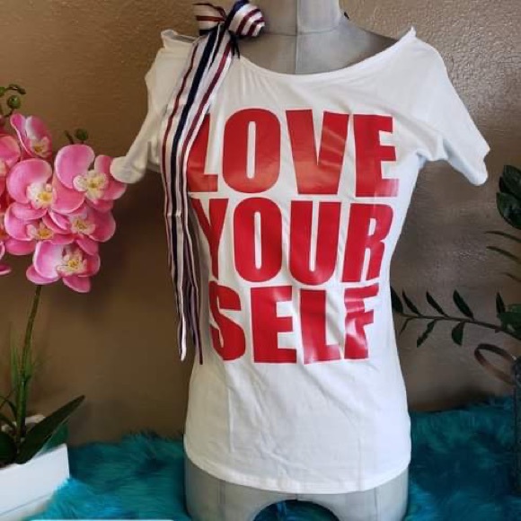 Tops - Picture 13 of 16